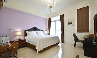 Summer Moonlight Vacation House