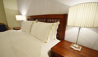 Summer Moonlight Vacation House