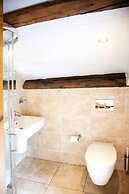 The Rooms at the Nook