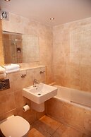 The Rooms at the Nook