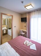 Hostal La Lonja
