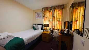 Highland Aberdeen City Centre