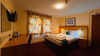 Highland Aberdeen City Centre