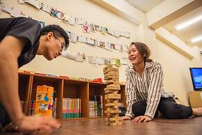 On My Way Taipei Youth Hostel