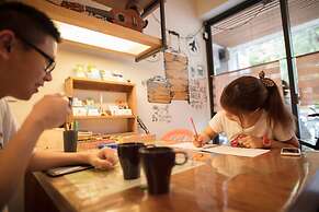 On My Way Taipei Youth Hostel