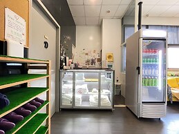 Easymind Guesthouse, Hostel in Taipei Main Station