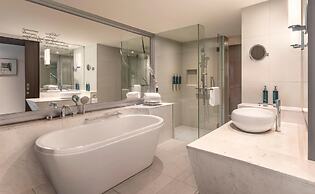 Hilton Bangkok Suvarnabhumi Golf Resort & Spa