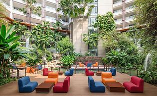 Hilton Bangkok Suvarnabhumi Golf Resort & Spa