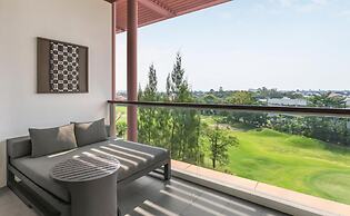 Hilton Bangkok Suvarnabhumi Golf Resort & Spa