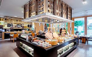 Hilton Bangkok Suvarnabhumi Golf Resort & Spa