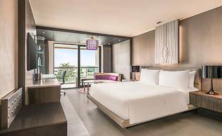 Hilton Bangkok Suvarnabhumi Golf Resort & Spa
