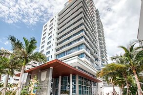 Churchill Suites Monte Carlo Miami Beach