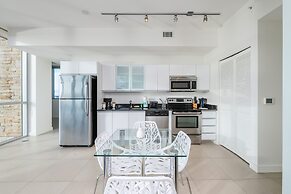 Churchill Suites Monte Carlo Miami Beach