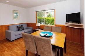 Airport Tourist Village Melbourne