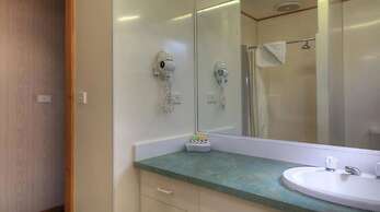 Airport Tourist Village Melbourne