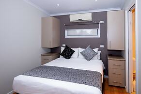 Airport Tourist Village Melbourne