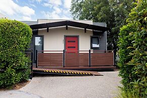 Airport Tourist Village Melbourne