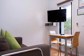 Airport Tourist Village Melbourne