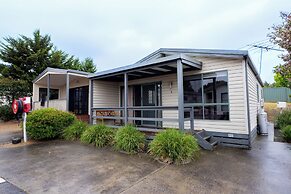 Airport Tourist Village Melbourne