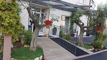 Hotel Villa Karda