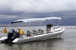 Blue Zebra Island Lodge