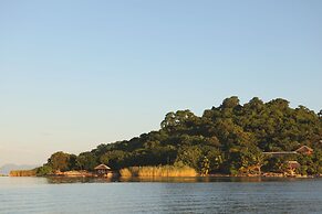 Blue Zebra Island Lodge
