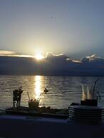 Blue Zebra Island Lodge