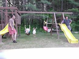 Pine Tree Motel & Cabins