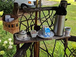 Pine Tree Motel & Cabins