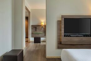 MOXY Milan Malpensa Airport