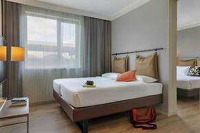 MOXY Milan Malpensa Airport