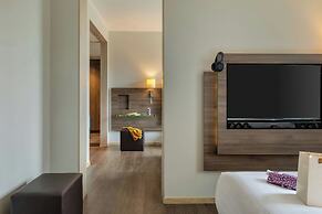 MOXY Milan Malpensa Airport