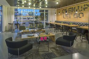 MOXY Milan Malpensa Airport