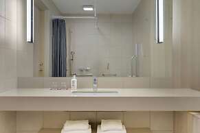 MOXY Milan Malpensa Airport
