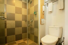 THE 1O1 Yogyakarta Tugu