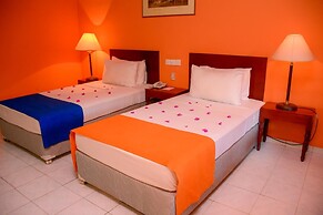 Ratnaloka Tour Inn