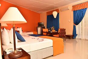 Ratnaloka Tour Inn