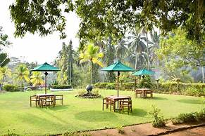 Ratnaloka Tour Inn