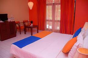 Ratnaloka Tour Inn