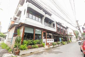 OYO 369 Micasa Guesthouse