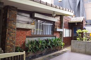 Stay With Me Guesthouse
