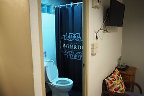Stay With Me Guesthouse
