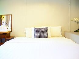 Stay With Me Guesthouse
