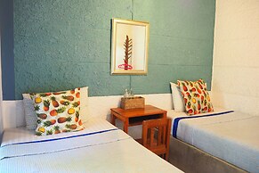 Stay With Me Guesthouse