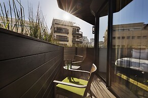 Lighthouse by Brown Hotels