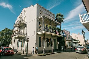 Lafitte Hotel & Bar