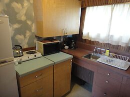 Airport Inn Motel & RV Park