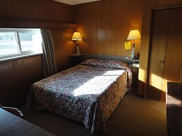 Airport Inn Motel & RV Park