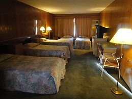 Airport Inn Motel & RV Park