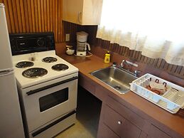 Airport Inn Motel & RV Park